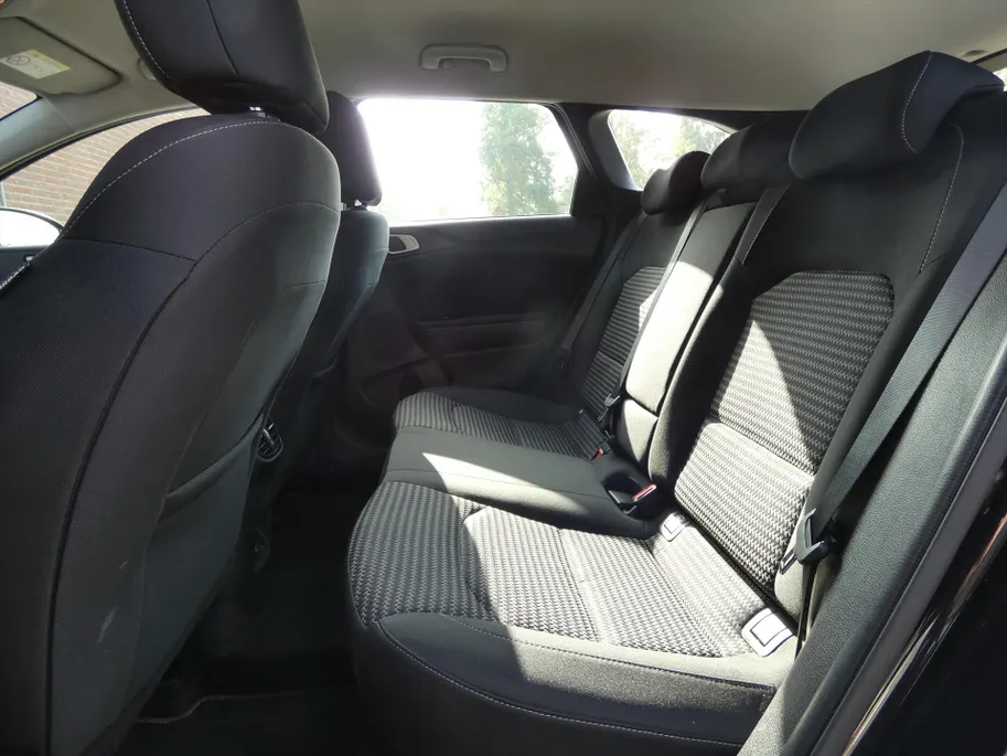 Kia Ceed Sportswagon Sw 1.5 T-GDi 140pk DCT7 DynamicLine