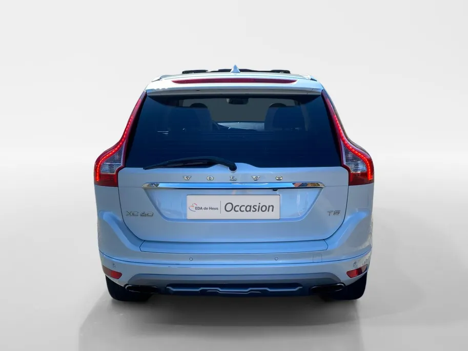 Volvo XC60 2.0 T5 Automaat Summum Luxury Line | Inscription Line | Pano Dak | NL-Auto | NAP | Trekhaak | Memory Seats | 20'| Camera | Stoelverwarming | Cruise Control | Navigatie | etc.