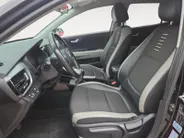 Kia Stonic 1.0 T-GDi Sports Edition Navi | Camera | Cruise Control | Carplay | Metallic lak | LM Velgen 17' | NAP