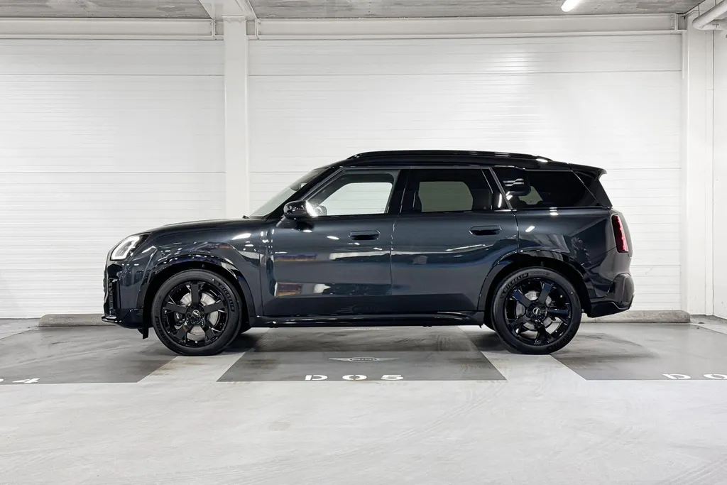 MINI Countryman C