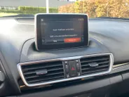 Mazda 3 2.0 Skylease Nederlandse auto | Navigatie | Trekhaak | Parkeersens | Cruise | etc.