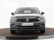 Volkswagen Tiguan 1.4 TSI 245pk DSG eHybrid Life Business · Apple/Android Car Play · Wegklapbare Trekhaak · Navigatie · P-Sensoren · Stoel-& Stuurverwarming · 17'' Inch ·