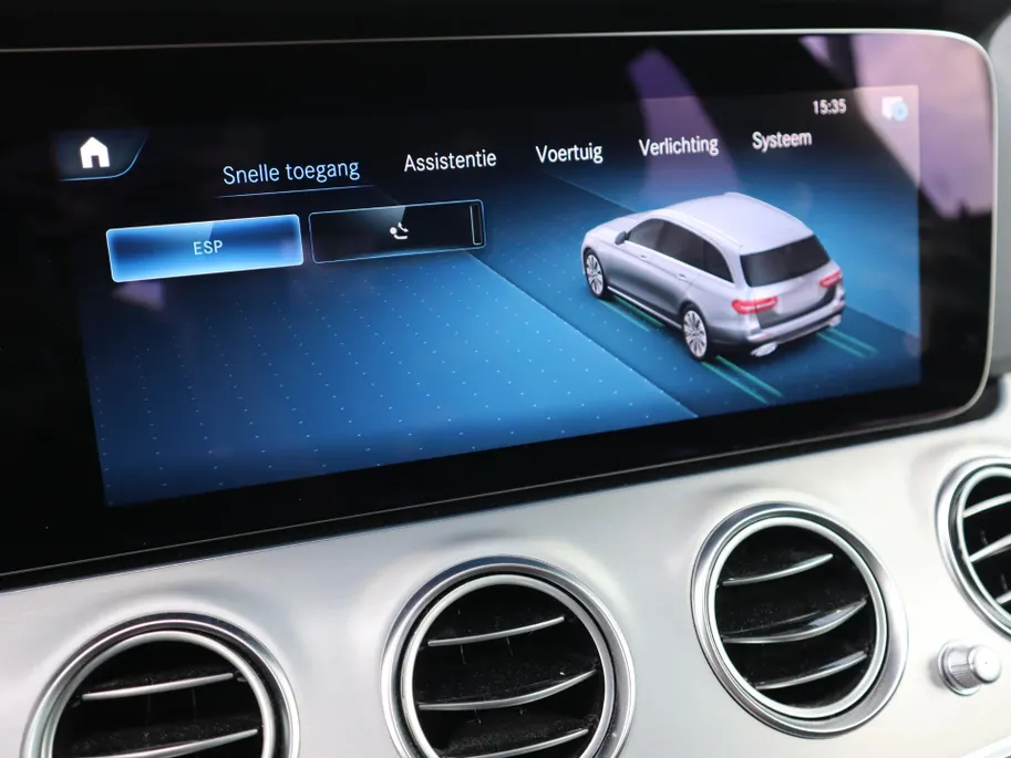 Mercedes-Benz E-Klasse Estate 200 Business Solution l Trekhaak l Carplay l Sfeerverlichting