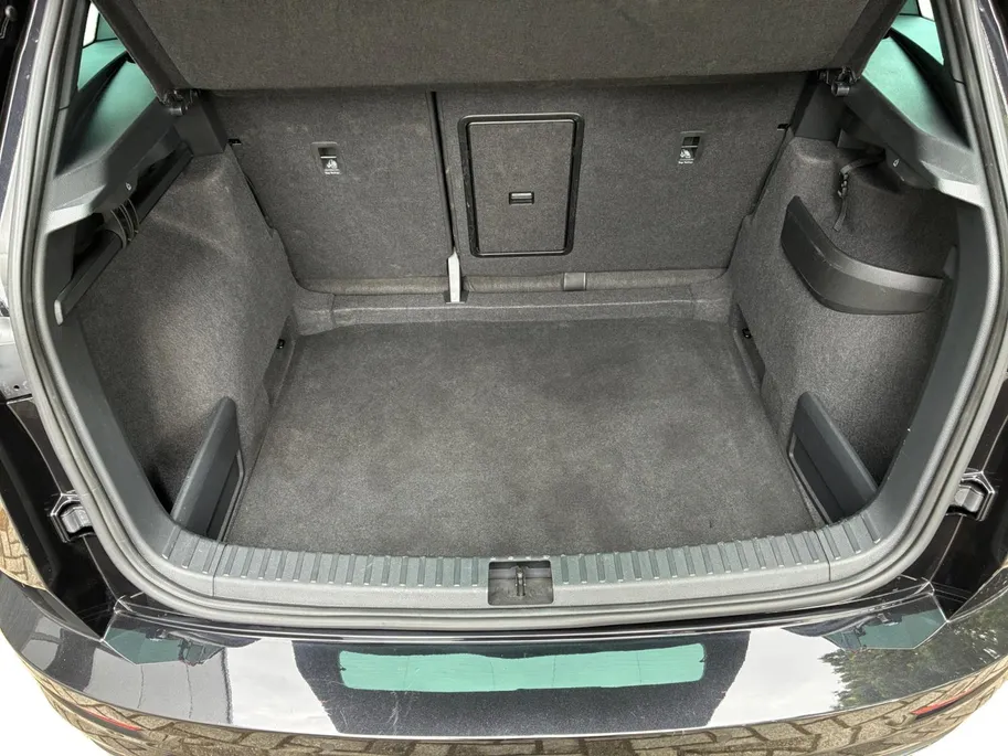 Škoda Karoq 1.5 TSI ACT Sportline Business