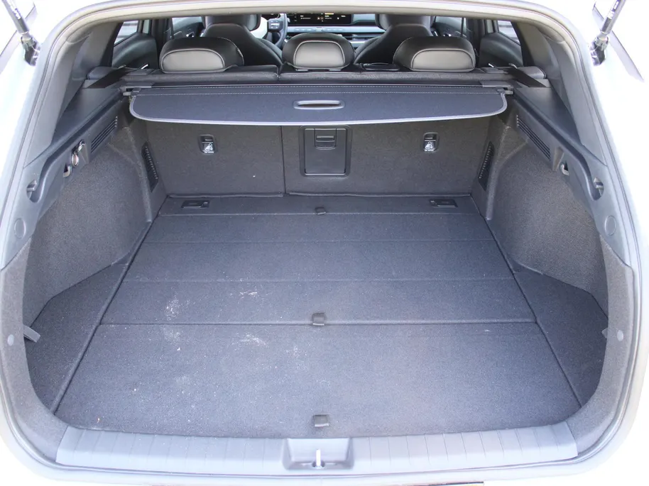 Kia K4 Sportswagon 1.0 T-GDi MHEV GT-Line Launch Edition (pano) | Stuur-/stoelverwarming | Camera | LED | 17' LM | Elek. stoel | Draadloze telefoonlader |