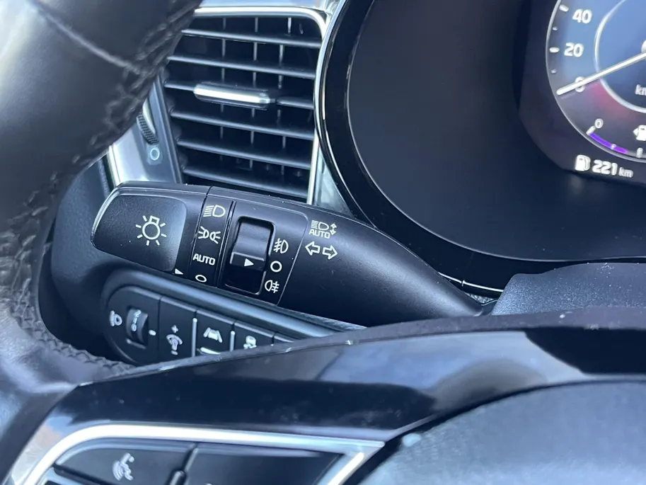 Kia XCeed 1.5 T-GDi DynamicPlusLine | Automaat | Camera | Navi | Stoel/-Stuurverwarming | El. Achterklep | Adaptieve Cruise | Keyless Entry/Go |