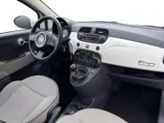 Fiat 500 1.2 Lounge airco , lm velgen , panoramadak , tel , usb , el ramen en spiegels .