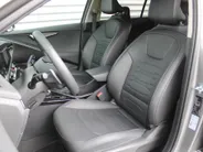 Kia Niro EV Edition Advanced 64.8 kWh | Stuur-/stoelverwarming | Elektr. stoelverstelling | Camera | Cruise adapt. | 17'LM | Clima | 17% bijtelling |