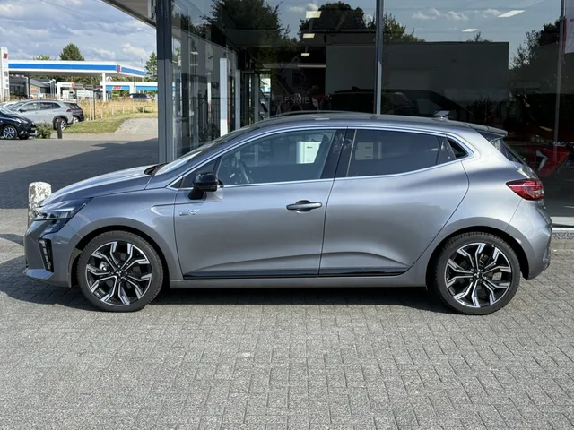 Mitsubishi Colt 1.6 HEV Intense+ | All Seasons