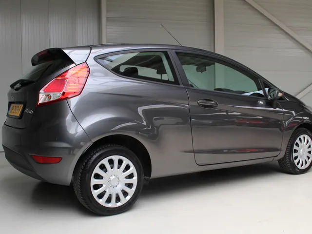 Ford Fiesta 1.0 Style 3-drs Airco | Navigatie | 4 seizoenenbanden | Nieuwe Distributieriem
