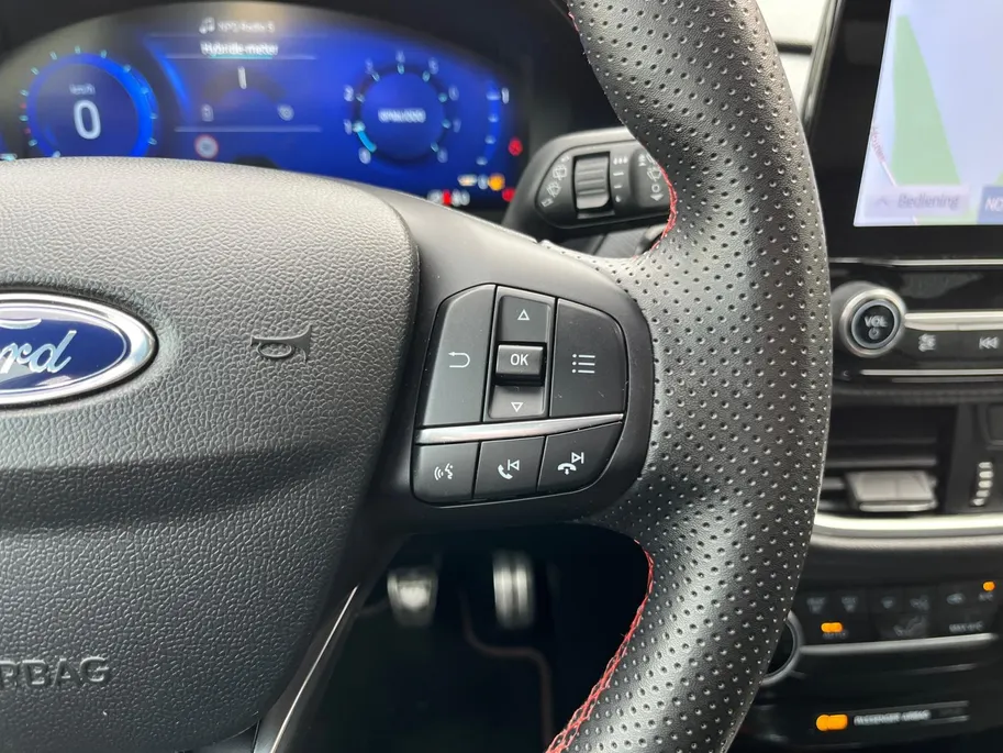 Ford Puma 1.0 EcoBoost Hybrid ST-Line X | Afneembare Trekhaak | Navigatiesysteem | Apple Carplay & Android Auto | 18'' LMV |