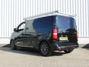 Toyota ProAce Worker 1.6 D-4D Professional | Trekhaak | Imperiaal | Zijwandbekleding | Betonplex vloer | PDC | Clima | Navi | 16' LM | All seasons |