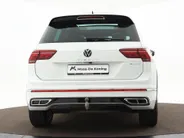 Volkswagen Tiguan 1.4 TSI 245pk DSG eHybrid R-Line Business · Panoramadak · 360 Camera · Wegklapbare Trekhaak · Stoelverwarming · Matrix LED · Head-Up · 19'' Inch ·