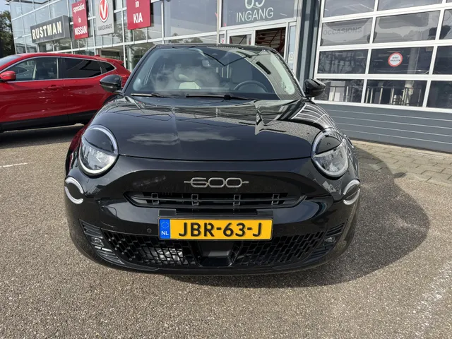 Fiat 600 1.2 Hybrid La Prima Automaat