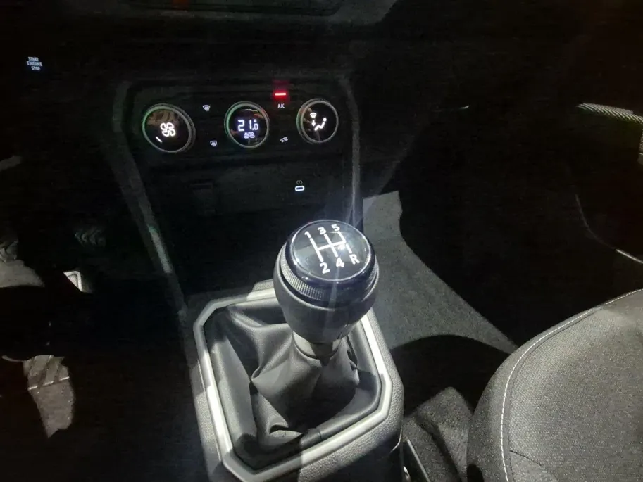 Dacia Sandero 1.0 TCe 90 Journey | Carplay | Camera | Clima |