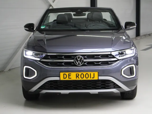 Volkswagen T-Roc Cabrio 1.0 TSI Style Goal Led | All Season Banden | Navigatie | 17' Velgen 'Zurich'