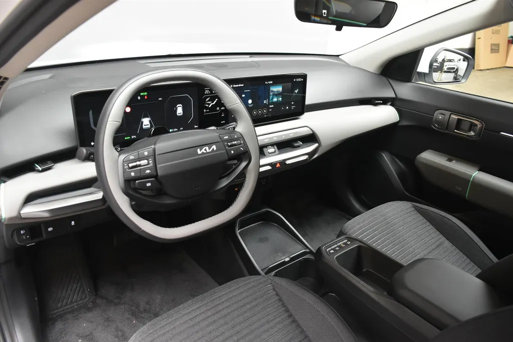 Kia EV4 81,4 kWh 204PK Air