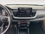 Kia Stonic 1.0 T-GDi MHEV DynamicLine | Climate Control | Camera | Cruise Control | LM Velgen | Apple Carplay | Android Auto