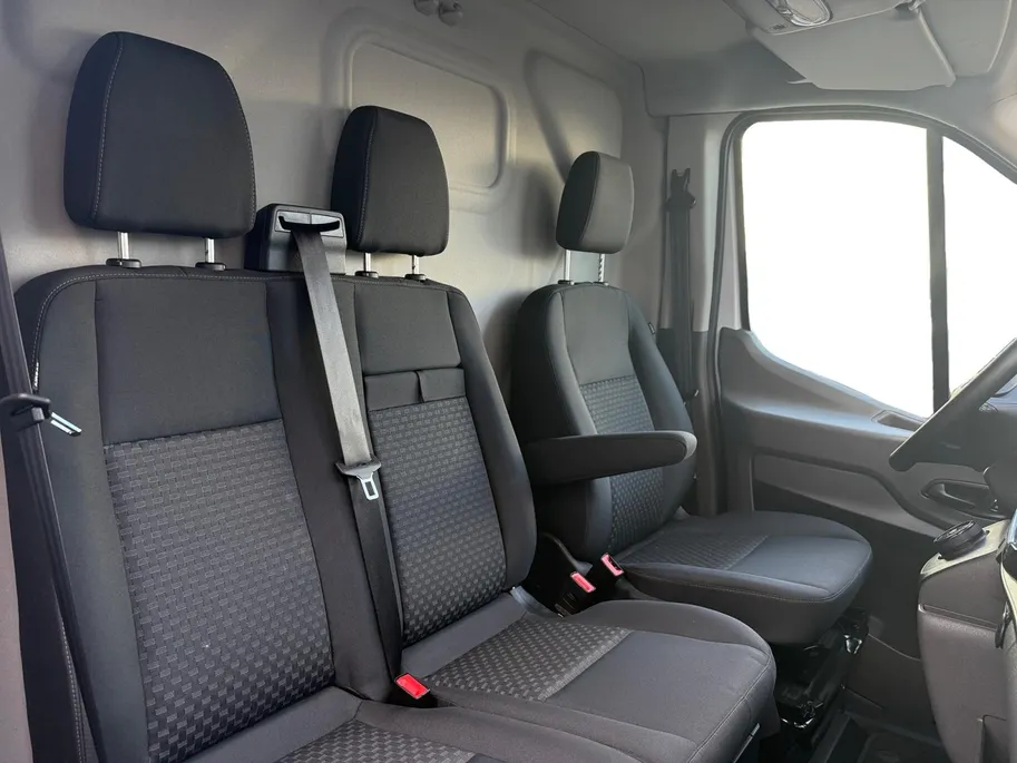 Ford E-Transit 350 L3H2 Trend 68 kWh | Volledig elektrisch | Driver assistance pack Ultimate | Navigatie | Parkeersensoren V+A | 16' Lichtmetalen velgen |