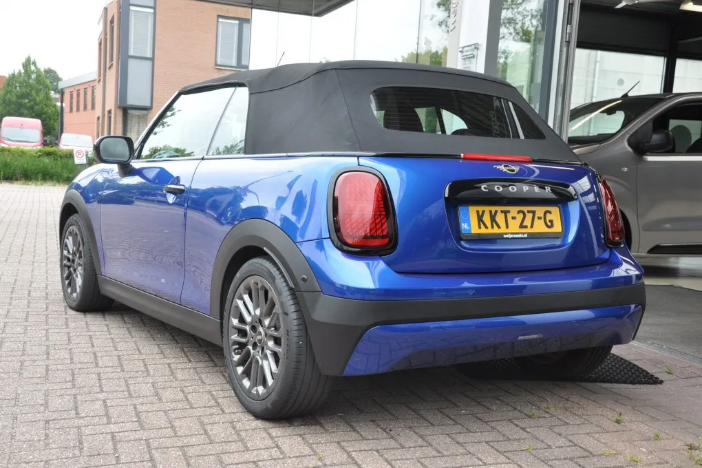 MINI Cooper Cabrio 2.0 C Fav. S