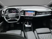 Audi Q4 Sportback e-tron 45 S Edition 82 kWh 210kW/286PK · Leder · Stoelverwarming · Navigatie · Apple/Android Car Play ·