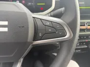 Dacia Spring Extreme 65 26.8 kWh AUTOMAAT AIRCO CAMERA CRUISE CONTROLE APPLE CARPLAY ANDROID AUTO ZEER MOOIE AUTO DEMONSTRATIEAUTO VRAAG NAAR DE KMSTAND