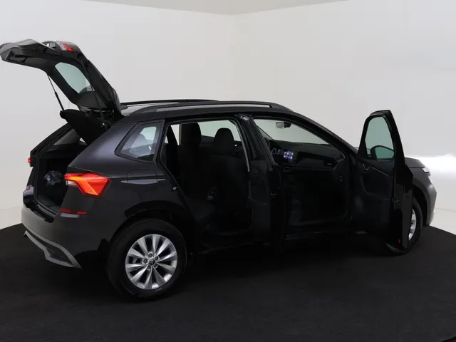 Škoda Kamiq 1.0 TSI Ambition Apple CarPlay | Android Auto