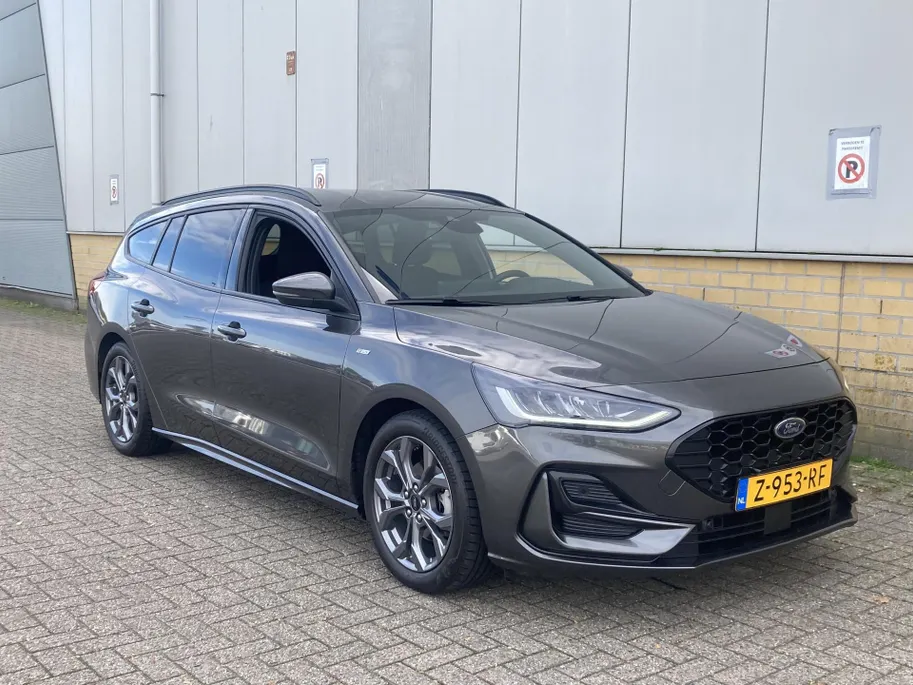 Ford Focus 1.0 EcoBoost Hybrid 125 pk ST Line Wagon Winter Pack - Apple Carplay/Android Auto