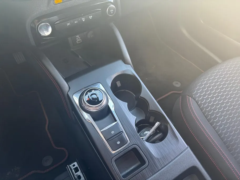 Ford Kuga 2.5 PHEV ST-Line | Winter pack | Dodehoek detectie | 360 camera