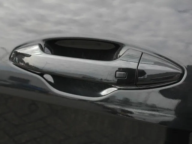 Kia Sportage 1.6 T-GDi Plug-in Hybrid AWD DynamicLine | Navi | Adap. Cruise | Park sens