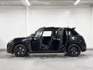 MINI Cooper 5-deurs John Cooper Works M