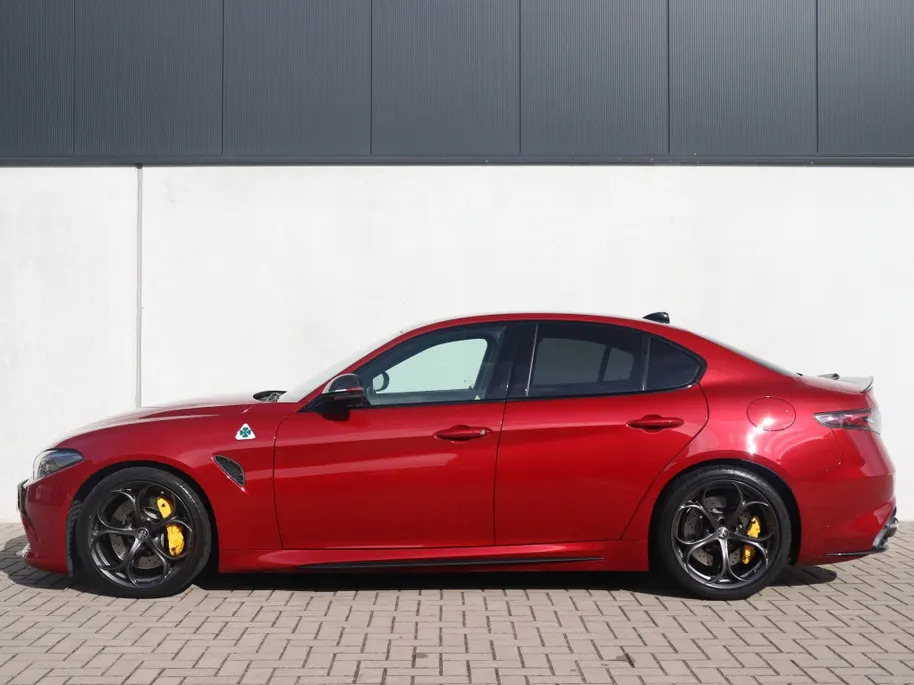 Alfa Romeo Giulia 2.9 V6 Quadrifoglio | Sparco | Carbon | Akrapovic | Rosso 8C