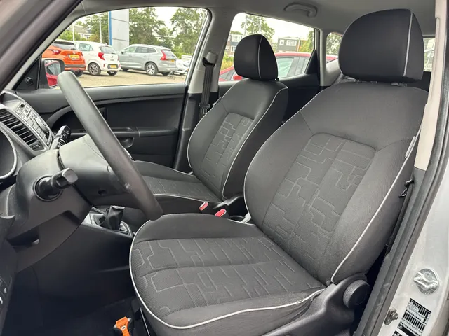 Kia Venga 1.4 CVVT X-tra