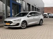 Ford Focus Wagon 1.0 EcoBoost Hybrid Titanium I WINTER PACK I CRUISE CONTROL I PARKEERSENSOREN VOOR & ACHTER I RESERVE WIEL I