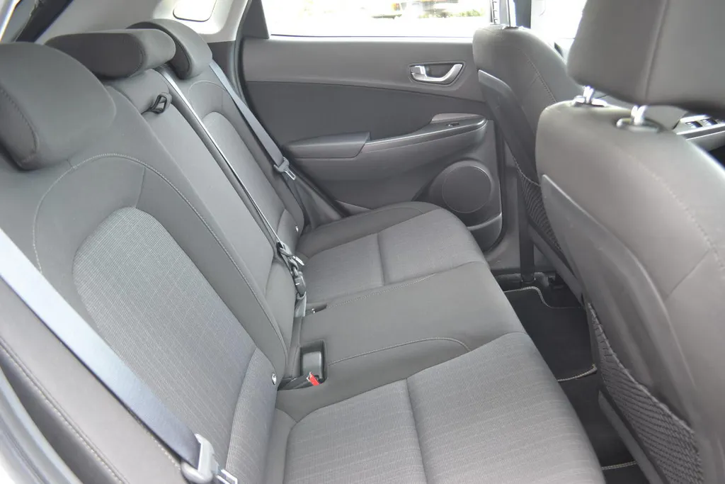 Hyundai Kona 1.6 GDI HEV COMFORT|NAVI|CARPLAY|PDC|CLIMA