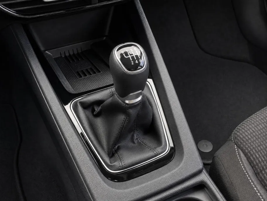 Škoda Octavia Combi 1.5TSI/115PK FL Selection · Apple/Android Car Play · Parkeersensoren · Stoelverwarming · Garantie t/m 04-12-2028 of 120000km.