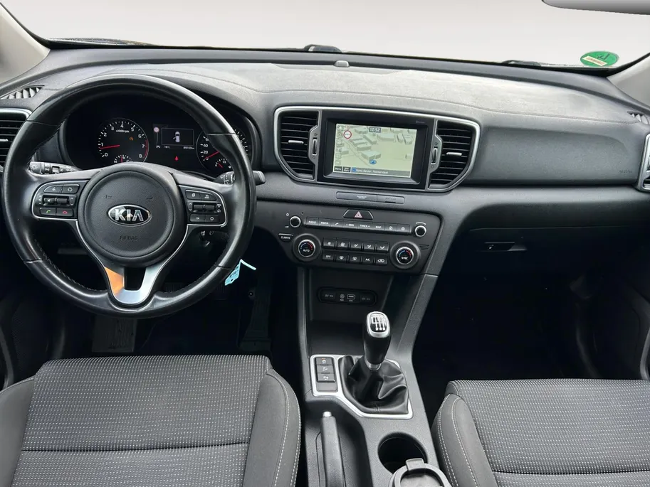 Kia Sportage 1.6 GDI DynamicLine Nu met 12 maanden garantie! Zeer mooie uitvoering!