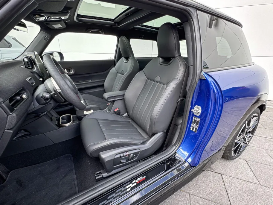 MINI Cooper 3-deurs 1.5 Cooper C John Cooper Works XL