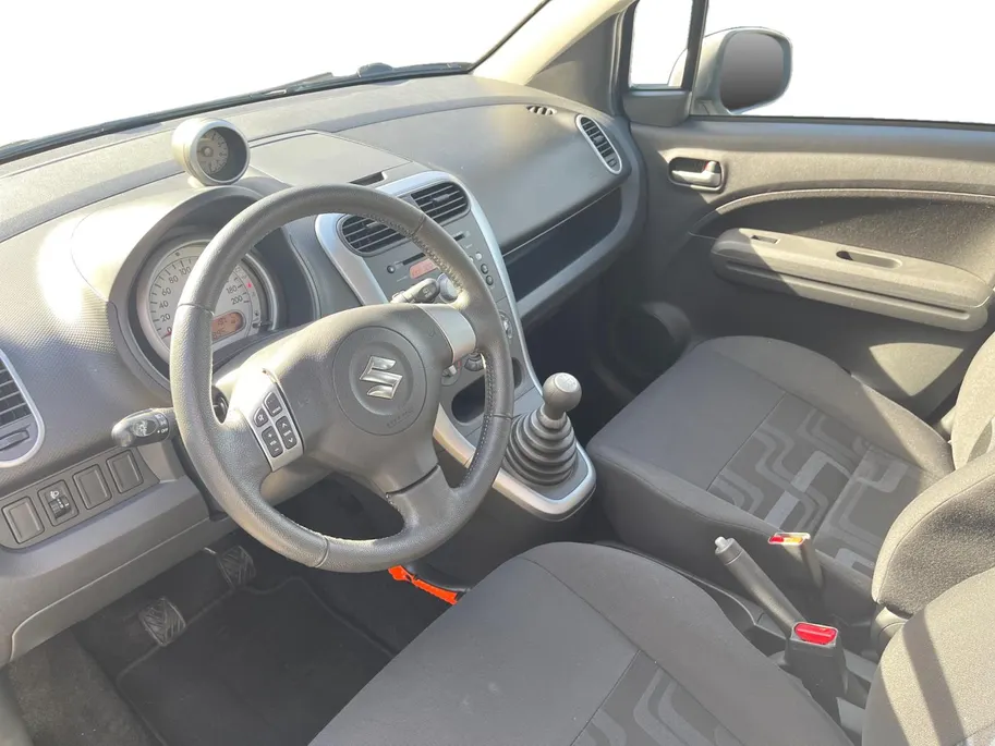 Suzuki Splash 1.0 VVT Comfort | Dealer onderhouden | Zeer lage kilometerstand | Compacte en zuinige auto met hoge zit | Airco