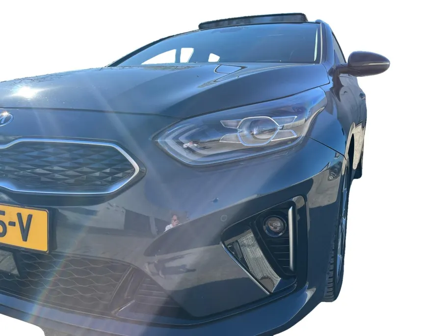 Kia Ceed Sportswagon 1.6 GDI PHEV ExecutiveLine | Stoelverwarming | Stoelverkoeling | Panoramadak | Carplay | Adaptieve Cruise Control | Leder