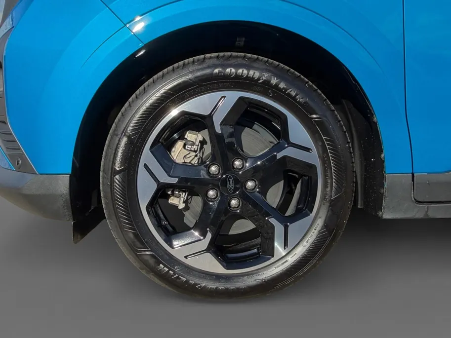 Ford E-Transit Cour. Limited 44 kWh | 1e eigenaar | Automaat | Trekhaak | Adapt. Cruise control | BLIS | Winter pack | Parkeersensoren voor en achter | Achteruitrijcamera | Navigatie | Apple carplay & Android auto | Fabrieksgarantie |