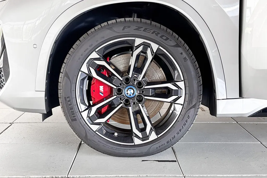 BMW iX1 eDrive20 Premium Pack M Sportpakket Pro