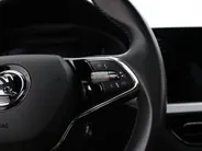 Škoda Kamiq 1.0 TSI 110pk DSG Business Edition · Camera · Trekhaak · Panoramadak · Apple/Android Car Play · Stoelverwarming · Clima · Navigatie · P-Sensoren · 17'' Inch ·