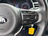Kia Stonic 1.0 T-GDi DynamicLine | Airco | Cruise | Camera | LM velgen |