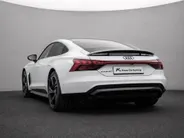 Audi e-tron GT GT 93 kWh 476pk · SOH 92% · Glazendak · 360 Camera · Luchtvering · Stoelventilatie · B&O Audio · Matrix LED · 20'' Inch ·