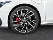 Volkswagen Golf 1.5 272pk DSG eHybrid GTE · Panoramadak · Stoelventilatie · Camera · Elek. Voorstoel · Garantie t/m 21-09-2030 of 100.000km