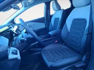 Ford Puma Gen-E Premium 44 kWh | 3 Weken Verwachte Levertijd | €4.400,- Ready Set Ford Bonus | 376KM WLTP Rijbereik | Climate Control | Camera | Parkeersensoren | B&O Audio | Matrix Ledkoplampen | Apple Carplay&Android Auto | El. Achterklep | Navigatie