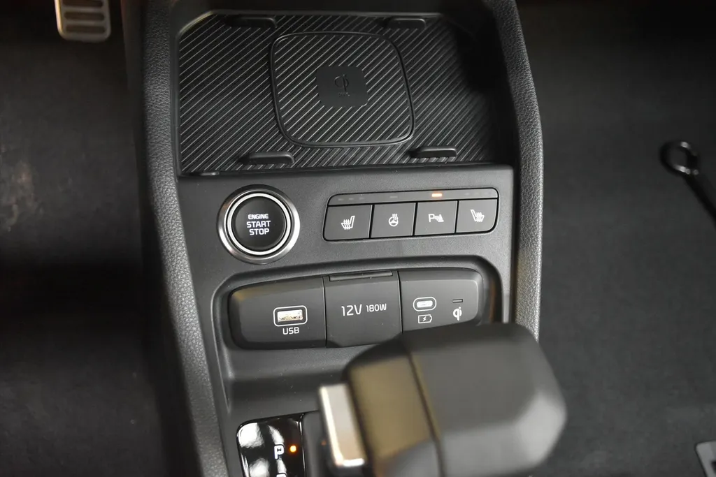 Kia Stonic 1.0 T-GDi MHEV 115pk GT-Line NIEUW- SNEL LEVERBAAR!