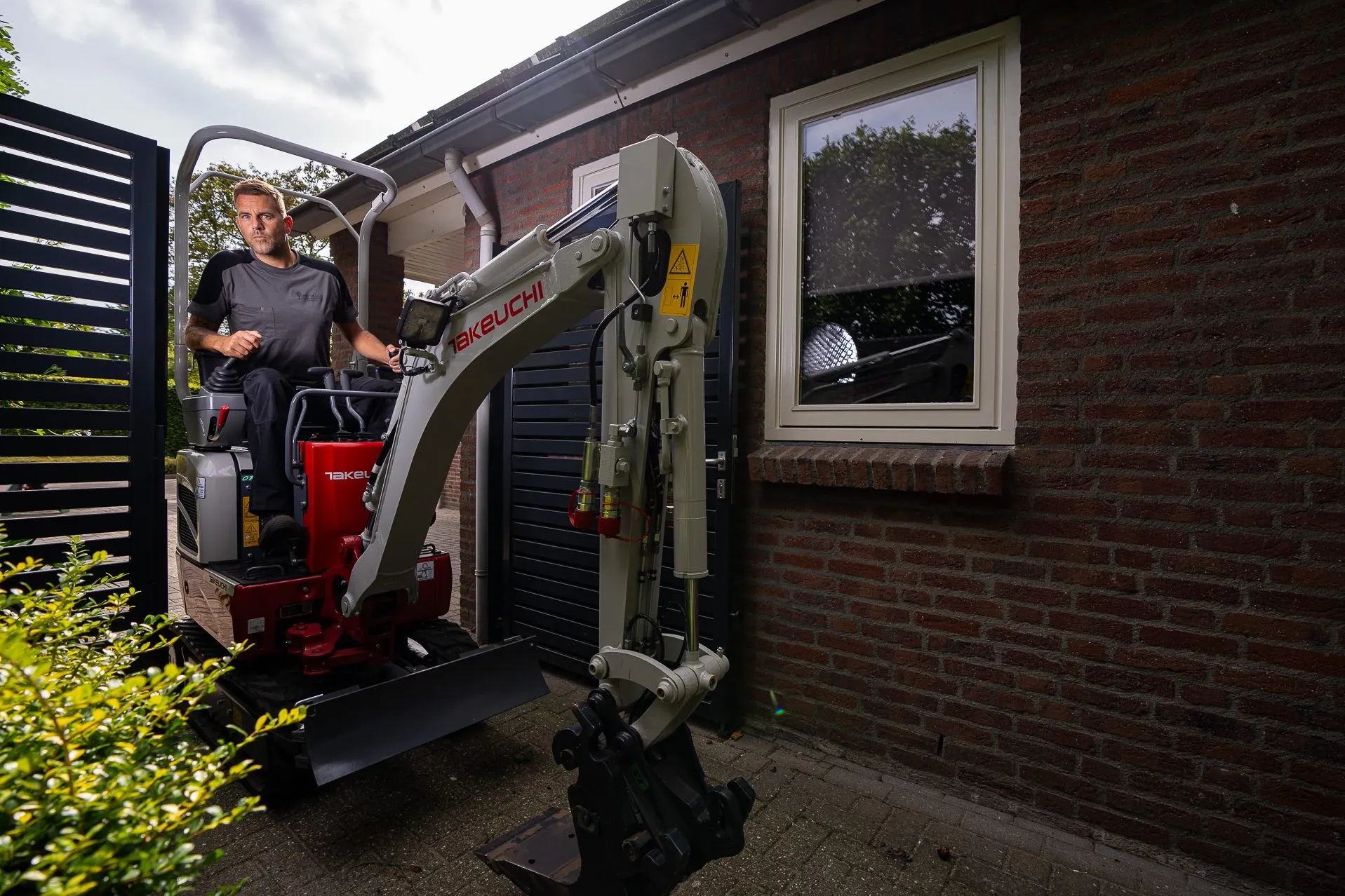 TB210R door smalle doorgang