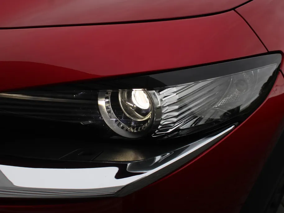 Mazda CX-30 2.0 e-SkyActiv-G M Hybrid Homura | Trekhaak | Camera | Stoelverwarming | HUD | 18" LM | Dodehoek detectie | Elek. achterklep | Cruise adapt. | LED |